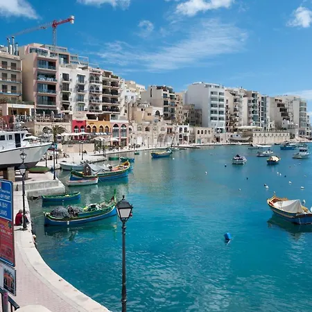 Modern 2 Bedroom Maisonette In Sliema