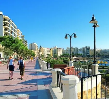 Apartman Modern 2 Bedroom Maisonette In Sliema Sliema