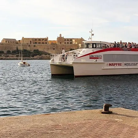 Modern 2 Bedroom Maisonette In Sliema Appartamento